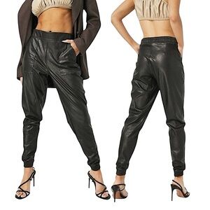 SPANX Leather Like Jogger size M 20283R